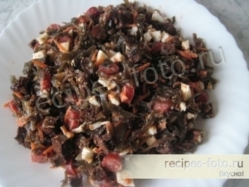 Салат из морской капусты с яйцами и колбасой без майонеза