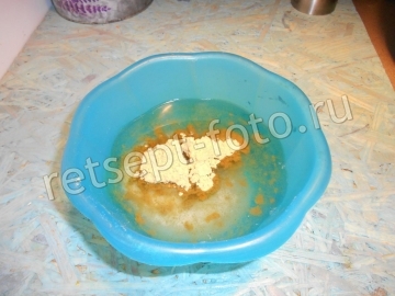 Салат из огурцов с горчицей, чесноком и луком на зиму