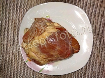 Салат из сердца с морковью и луком