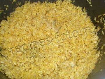Салат с булгуром и огурцом