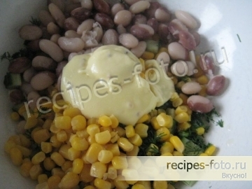 Салат с фасолью и кукурузой