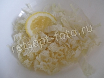 Салат с фетой и рукколой
