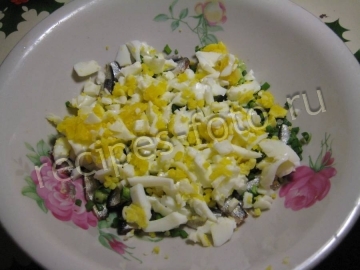 Салат с килькой
