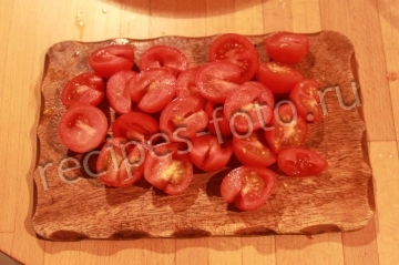 Салат с креветками и рукколой