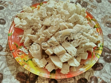 Салат с курицей и киви на праздник