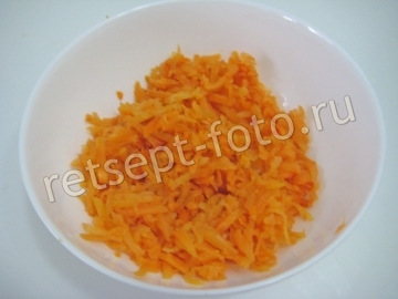 Салат с курицей и морковью