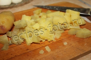 Салат с макаронами и ветчиной