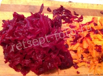 Салат со свеклой и куриной грудкой
