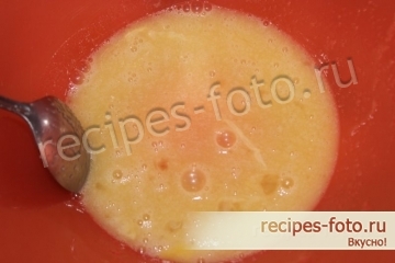 Сдобные булочки с изюмом