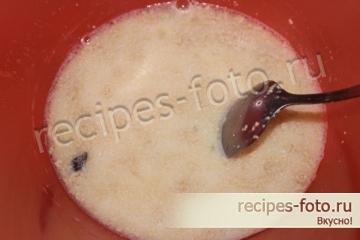 Сдобные булочки с изюмом