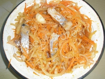 Салат "Селедка по-корейски" с морковью и луком