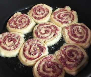 Шанежки с мясом