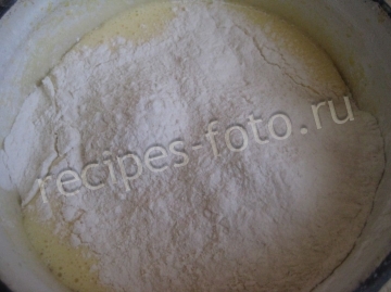 Шарлотка с бананом
