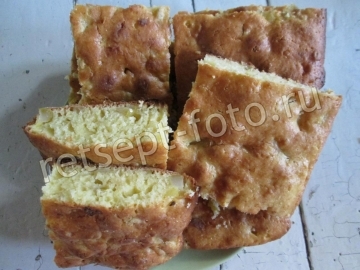 Шарлотка с грушами