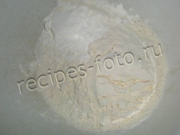 Шарлотка с яблоками