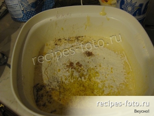 Шарлотка с яблоками и грушами