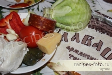Шаурма домашняя с курицей, сыром и капустой