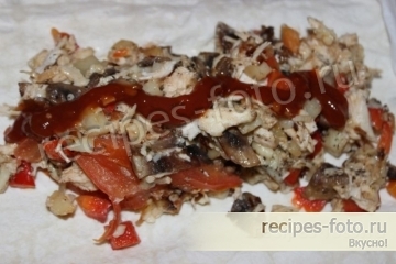 Шаурма из курицы, с грибами, сыром и овощами дома