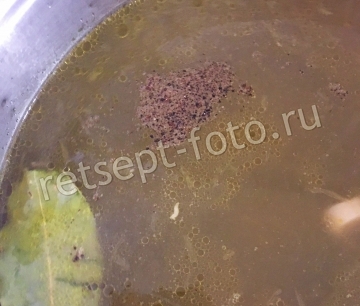 Щи из щеницы со свининой и грибами