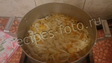 Щи из свежей капусты с говядиной