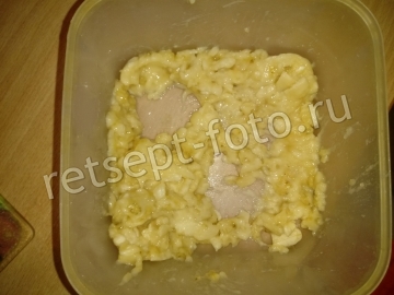 Шоколадный торт с бананами из готовых коржей