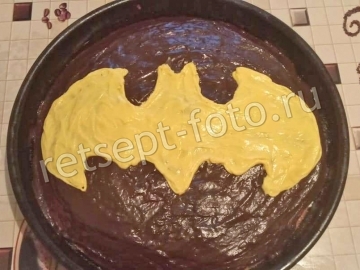 Шоколадный торт с бананом и сметанным кремом
