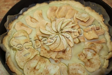 Шведский яблочный торт с заварным кремом