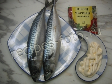 Скумбрия запеченная в фольге в духовке