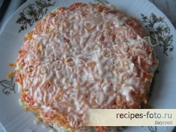 Слоеный зимний салат с фасолью и красной капустой
