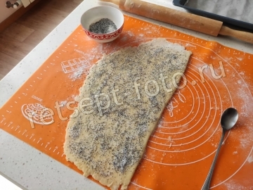 Слоеное печенье с маком