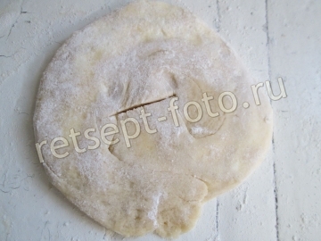 Слоеные лепешки с творогом