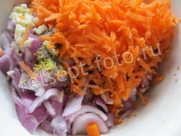 Слоеный пирог с тыквой и мясом