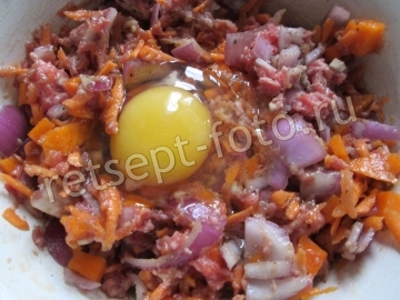 Слоеный пирог с тыквой и мясом