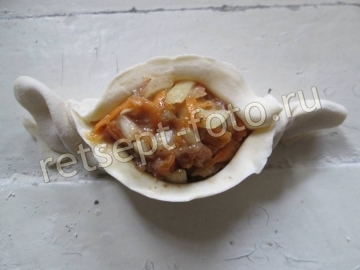 Слойки с тыквой и мясом