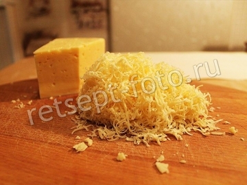 Слойки с ветчиной и сыром