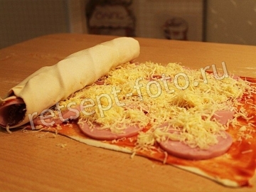 Слойки с ветчиной и сыром