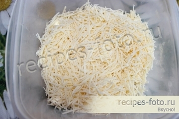 Слойки с сыром и грибами