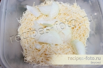 Слойки с сыром и грибами