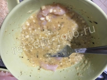 Сочные куриные отбивные в кляре и сухарях