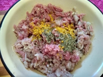 Спагетти с мясным соусом