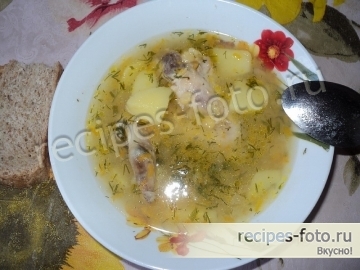 Суп гороховый с курицей