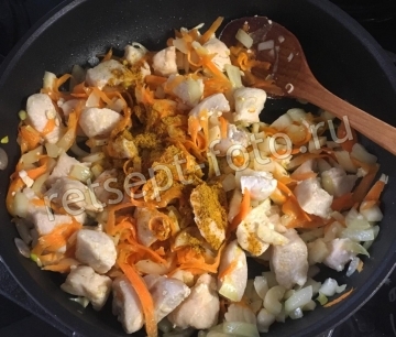 Суп из зеленой чечевицы с курицей