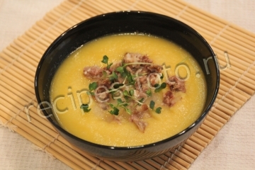 Суп-пюре из кабачков с мясом