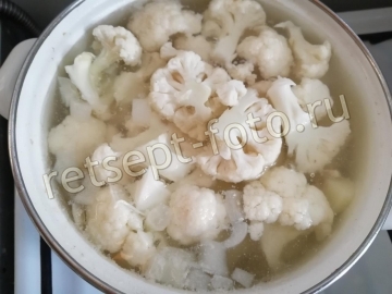 Суп-пюре из цветной капусты с курицей для годовалого ребенка