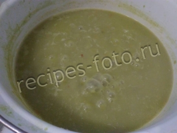 Гороховый суп-пюре с грибами и копченостями