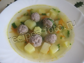 Суп с фрикадельками из фарша и рисом