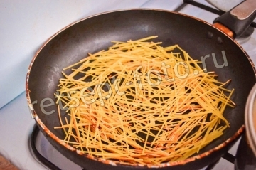 Суп с жареной вермишелью без мяса