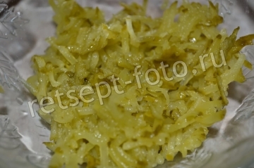 Свекольная икра с солеными огурцами