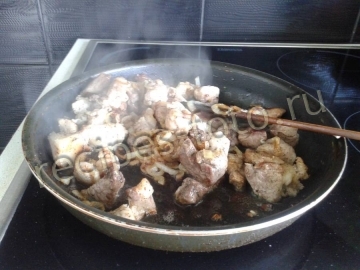 Свинина с картошкой и грибами