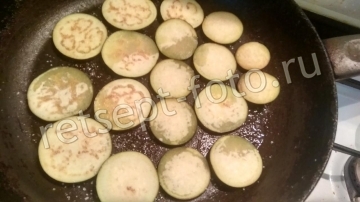 Свинина в вине с овощами и соусом